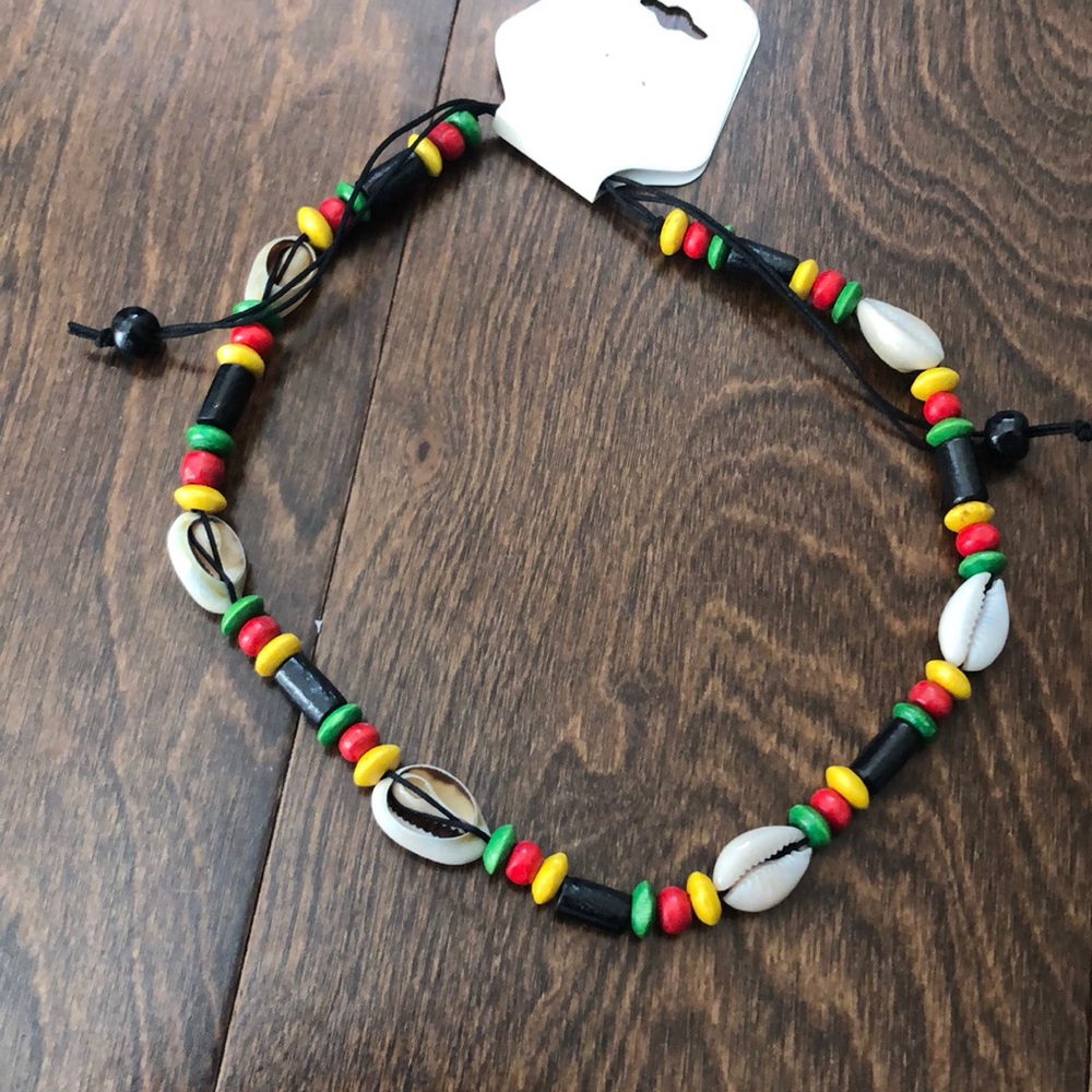 Beautiful cowrie choker